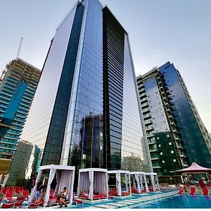 Canal Business Bay ***** דובאי