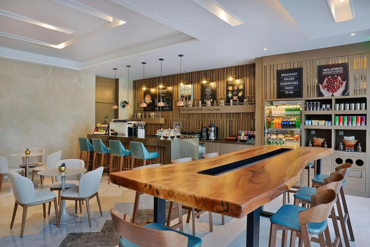 Courtyard By Marriott Culture Village, ドバイ ホテル